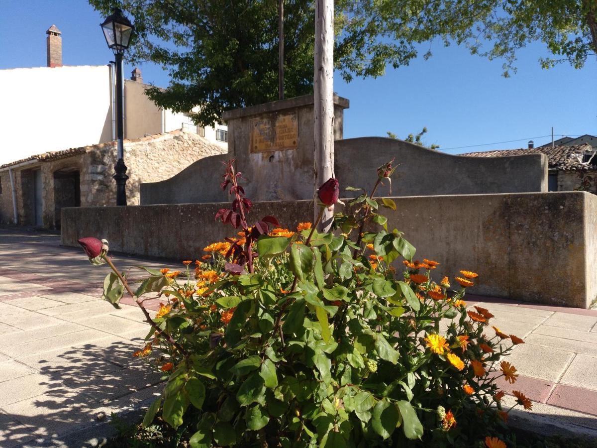 Casa Rural Las Abubillas Mirabueno Exterior foto